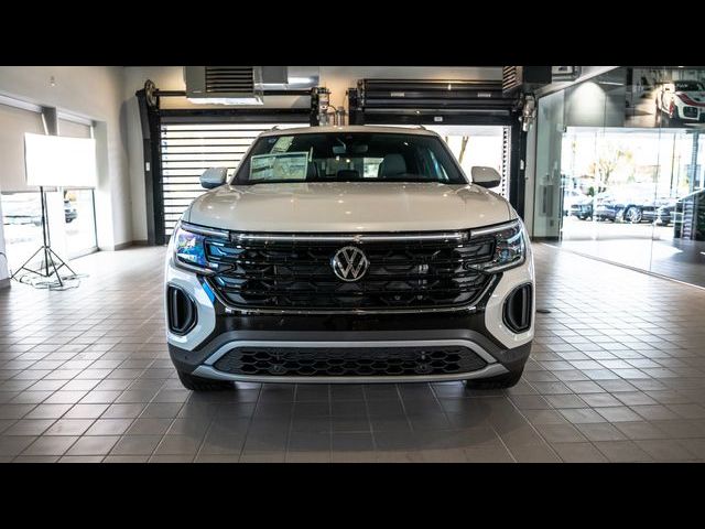 2025 Volkswagen Atlas Cross Sport 2.0T SEL