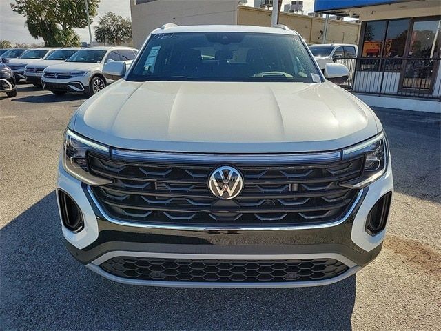 2025 Volkswagen Atlas Cross Sport 2.0T SEL