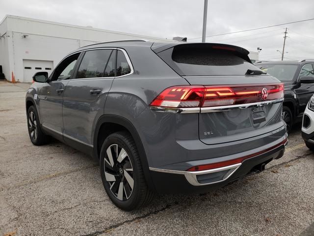 2025 Volkswagen Atlas Cross Sport 2.0T SEL