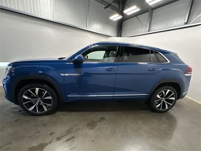 2025 Volkswagen Atlas Cross Sport 2.0T SEL Premium R-Line