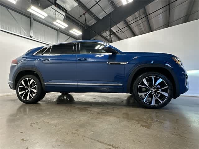 2025 Volkswagen Atlas Cross Sport 2.0T SEL Premium R-Line