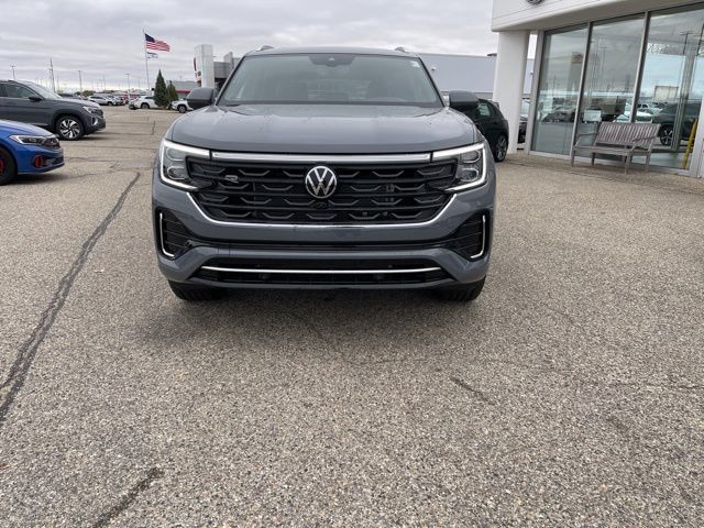 2025 Volkswagen Atlas Cross Sport 2.0T SEL Premium R-Line