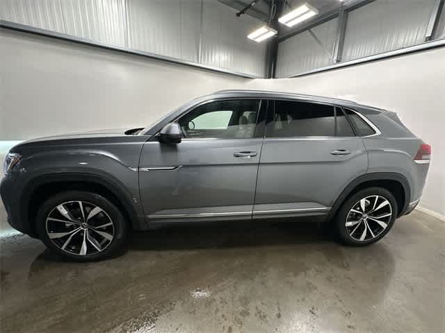 2025 Volkswagen Atlas Cross Sport 2.0T SEL Premium R-Line