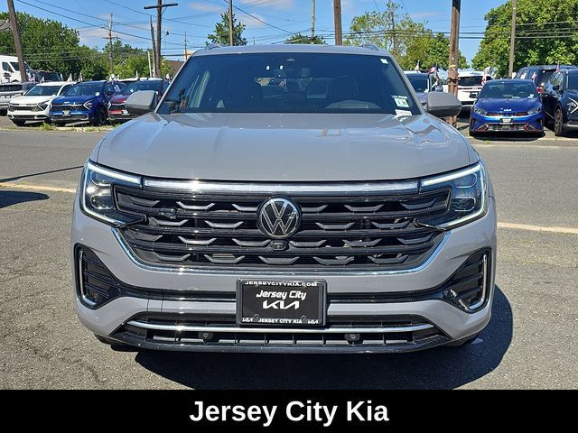 2025 Volkswagen Atlas Cross Sport 2.0T SEL Premium R-Line