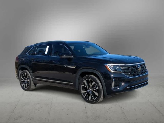 2025 Volkswagen Atlas Cross Sport 2.0T SEL Premium R-Line