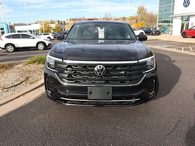 2025 Volkswagen Atlas Cross Sport 2.0T SEL Premium R-Line