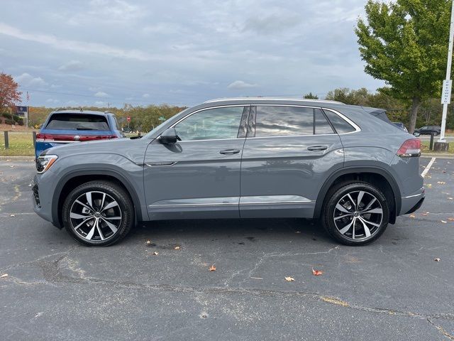 2025 Volkswagen Atlas Cross Sport 2.0T SEL Premium R-Line