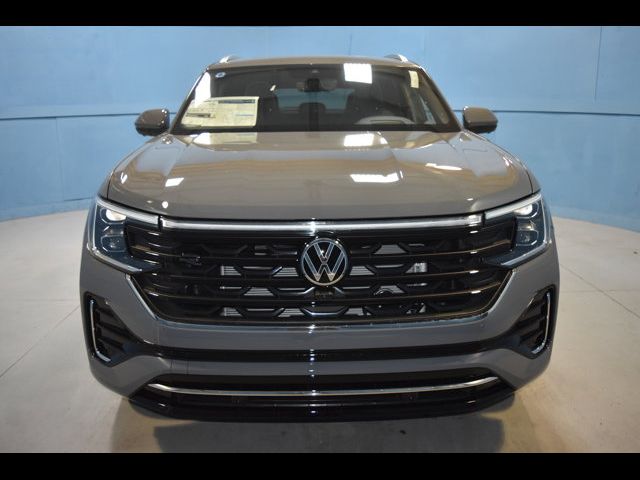 2025 Volkswagen Atlas Cross Sport 2.0T SEL Premium R-Line