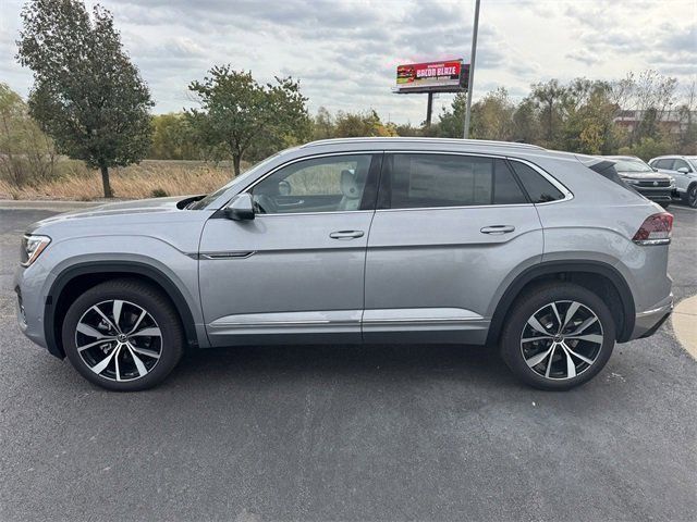 2025 Volkswagen Atlas Cross Sport 2.0T SEL Premium R-Line