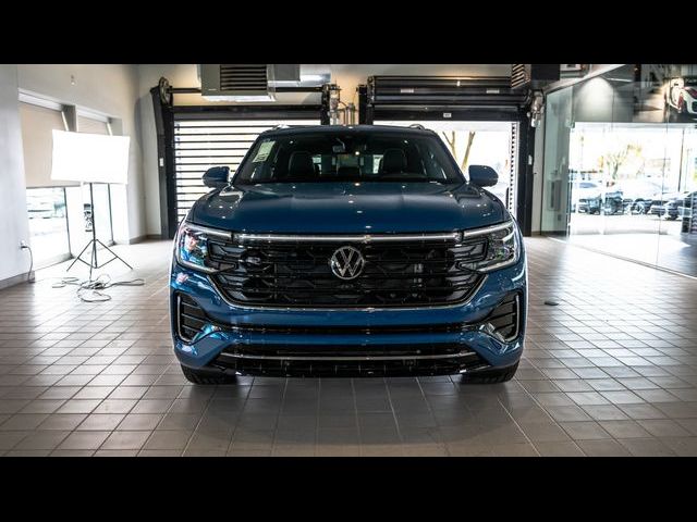 2025 Volkswagen Atlas Cross Sport 2.0T SEL Premium R-Line