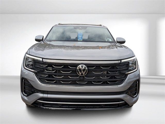 2025 Volkswagen Atlas Cross Sport 2.0T SEL Premium R-Line