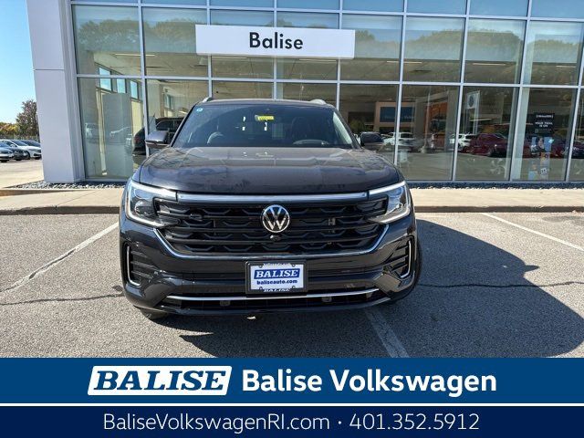 2025 Volkswagen Atlas Cross Sport 2.0T SEL Premium R-Line