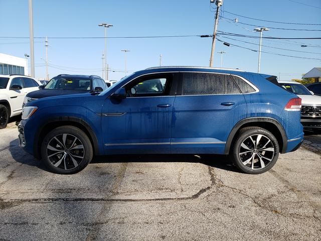 2025 Volkswagen Atlas Cross Sport 2.0T SEL Premium R-Line