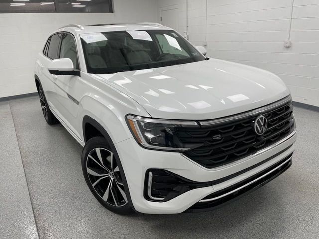 2025 Volkswagen Atlas Cross Sport 2.0T SEL Premium R-Line