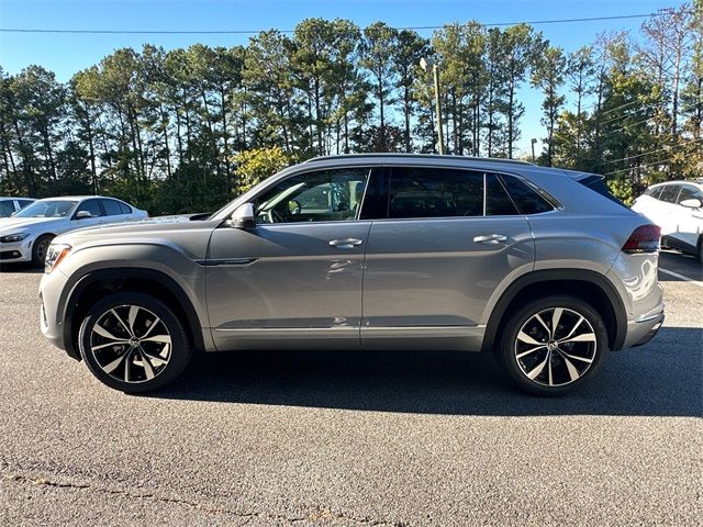 2025 Volkswagen Atlas Cross Sport 2.0T SEL Premium R-Line