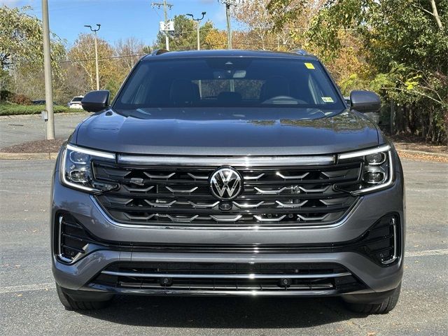 2025 Volkswagen Atlas Cross Sport 2.0T SEL Premium R-Line