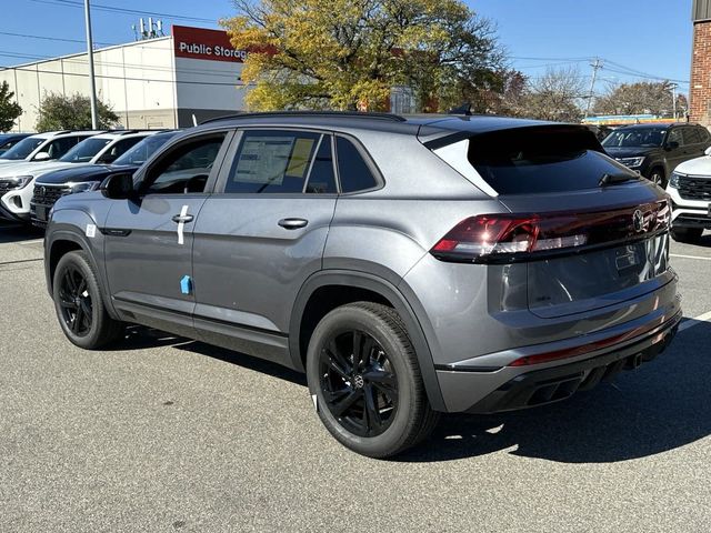 2025 Volkswagen Atlas Cross Sport 2.0T SEL R-Line Black