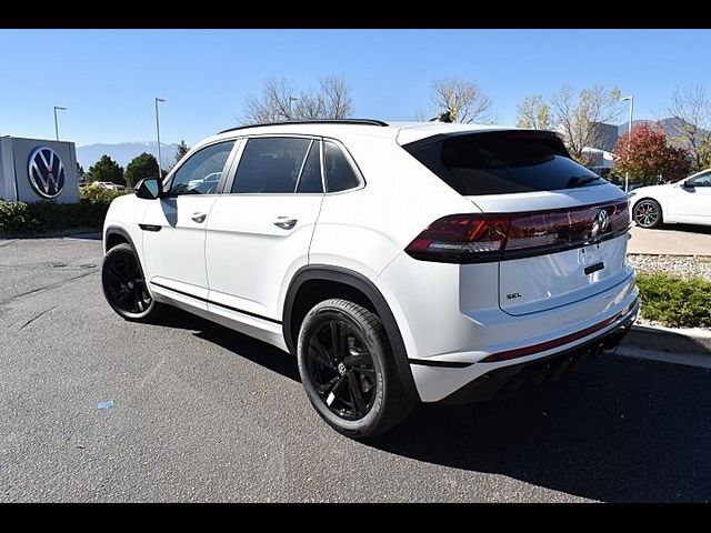 2025 Volkswagen Atlas Cross Sport 2.0T SEL R-Line Black