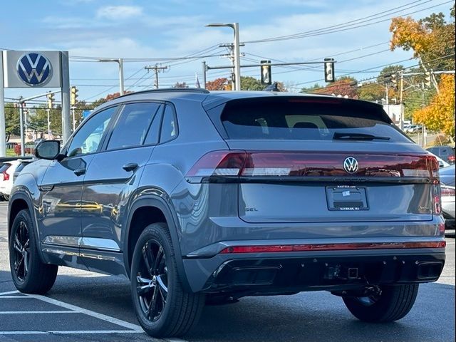 2025 Volkswagen Atlas Cross Sport 2.0T SEL R-Line Black