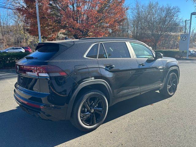 2025 Volkswagen Atlas Cross Sport 2.0T SEL R-Line Black