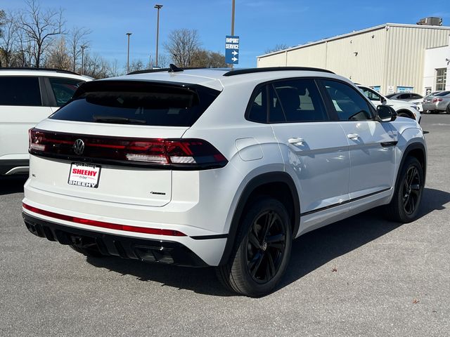 2025 Volkswagen Atlas Cross Sport 2.0T SEL R-Line Black