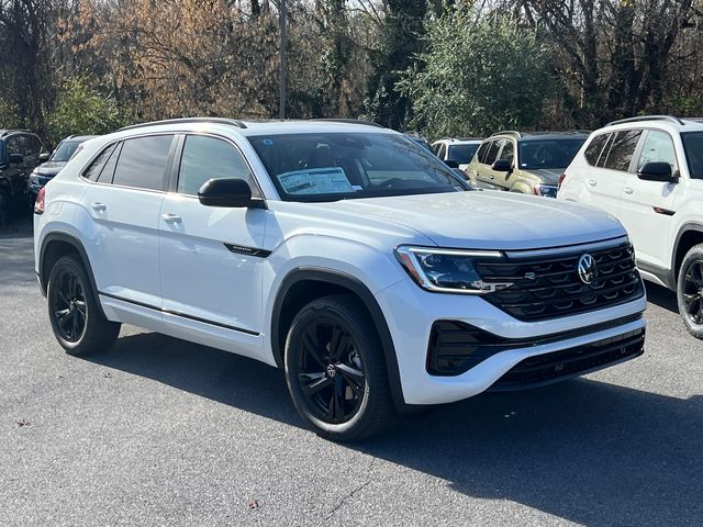 2025 Volkswagen Atlas Cross Sport 2.0T SEL R-Line Black