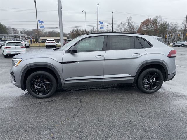 2025 Volkswagen Atlas Cross Sport 2.0T SEL R-Line Black