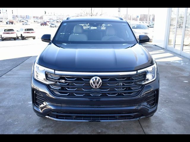 2025 Volkswagen Atlas Cross Sport 2.0T SEL R-Line Black