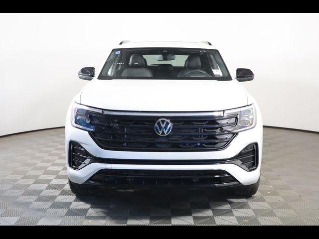 2025 Volkswagen Atlas Cross Sport 2.0T SEL R-Line Black