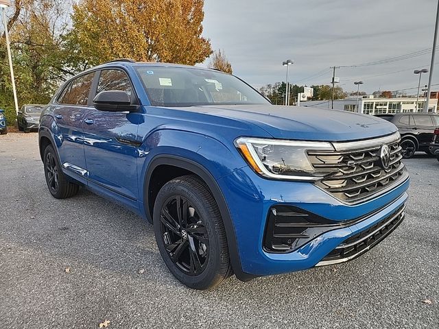 2025 Volkswagen Atlas Cross Sport 2.0T SEL R-Line Black