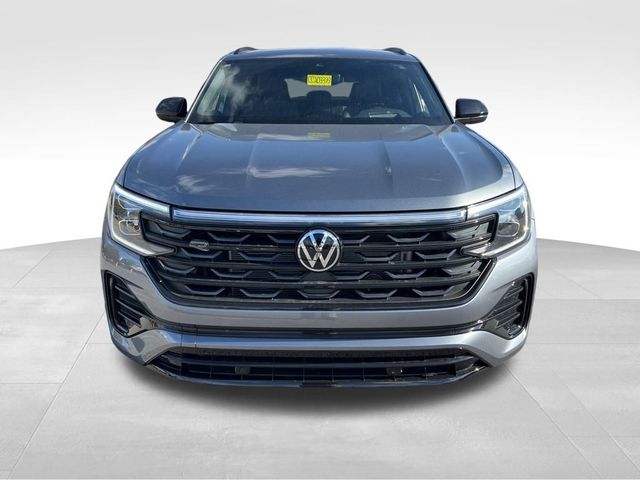 2025 Volkswagen Atlas Cross Sport 2.0T SEL R-Line Black