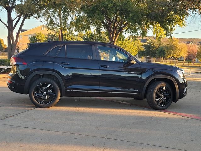 2025 Volkswagen Atlas Cross Sport 2.0T SEL R-Line Black