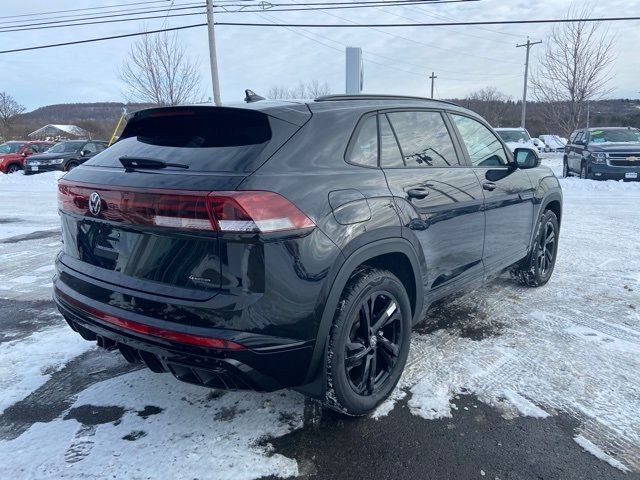 2025 Volkswagen Atlas Cross Sport 2.0T SEL R-Line Black