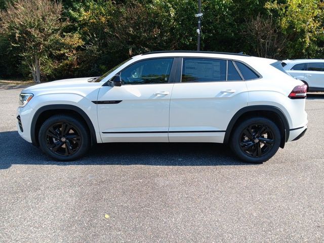 2025 Volkswagen Atlas Cross Sport 2.0T SEL R-Line Black