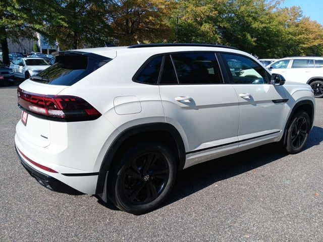 2025 Volkswagen Atlas Cross Sport 2.0T SEL R-Line Black