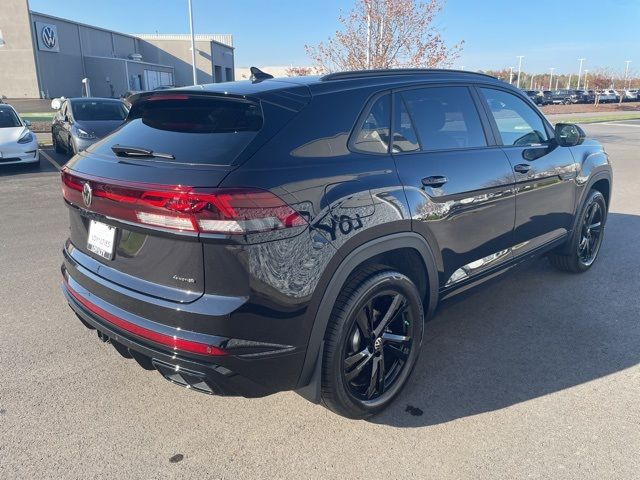 2025 Volkswagen Atlas Cross Sport 2.0T SEL R-Line Black