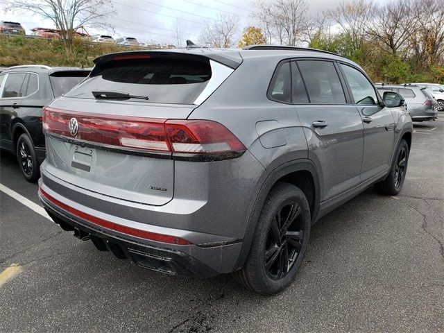 2025 Volkswagen Atlas Cross Sport 2.0T SEL R-Line Black