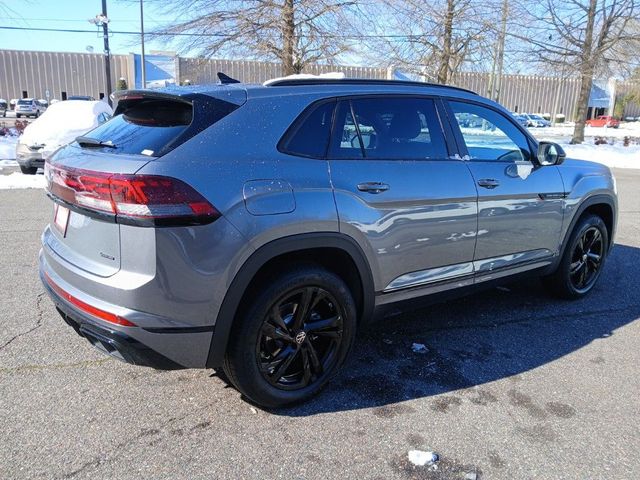 2025 Volkswagen Atlas Cross Sport 2.0T SEL R-Line Black