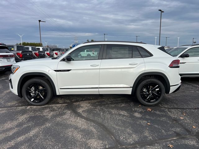 2025 Volkswagen Atlas Cross Sport 2.0T SEL R-Line Black