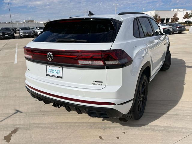 2025 Volkswagen Atlas Cross Sport 2.0T SEL R-Line Black