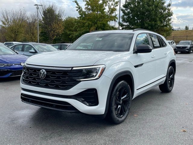 2025 Volkswagen Atlas Cross Sport 2.0T SEL R-Line Black