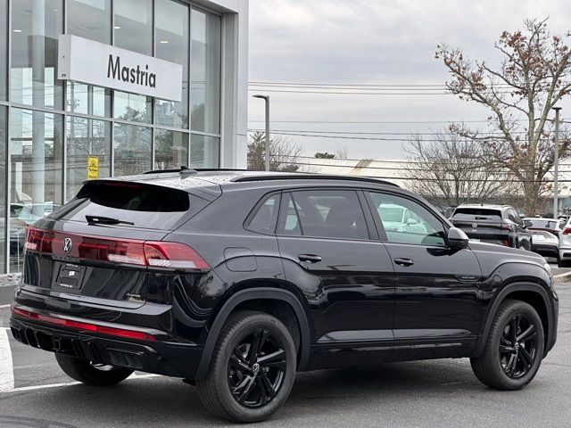 2025 Volkswagen Atlas Cross Sport 2.0T SEL R-Line Black