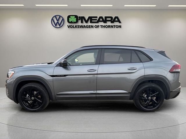 2025 Volkswagen Atlas Cross Sport 2.0T SEL R-Line Black