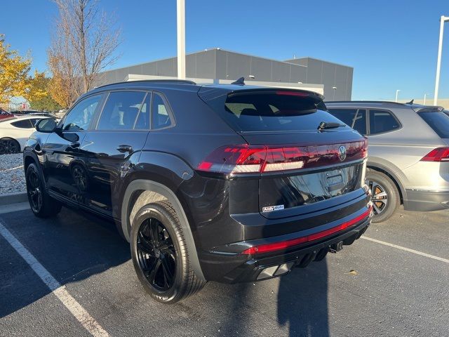 2025 Volkswagen Atlas Cross Sport 2.0T SEL R-Line Black