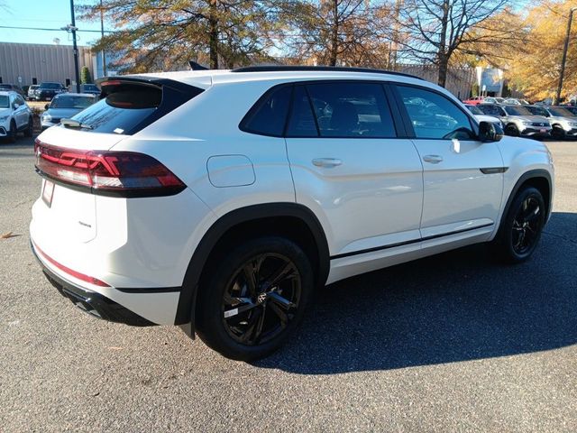 2025 Volkswagen Atlas Cross Sport 2.0T SEL R-Line Black