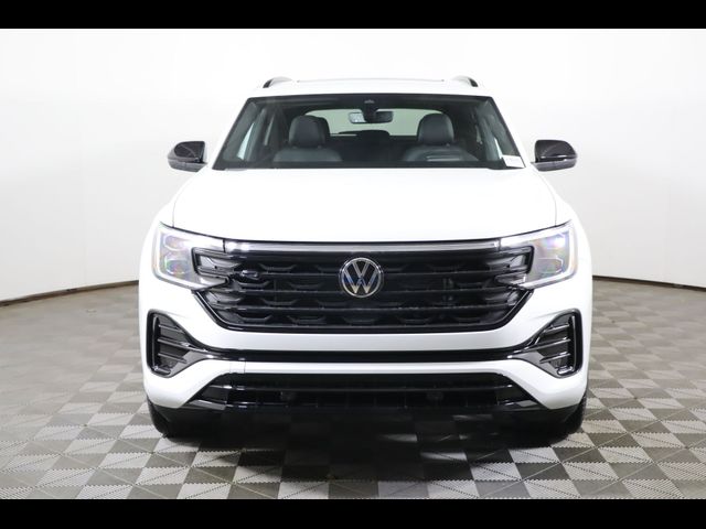 2025 Volkswagen Atlas Cross Sport 2.0T SEL R-Line Black