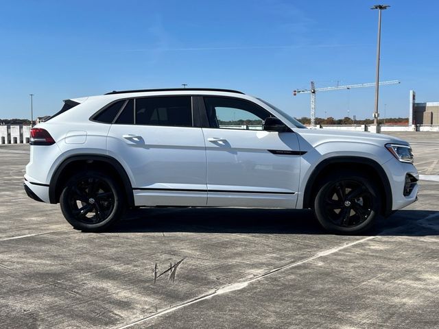 2025 Volkswagen Atlas Cross Sport 2.0T SEL R-Line Black