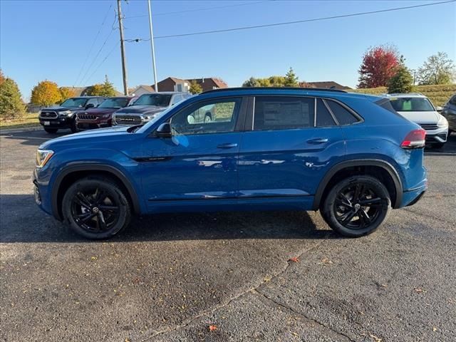 2025 Volkswagen Atlas Cross Sport 2.0T SEL R-Line Black