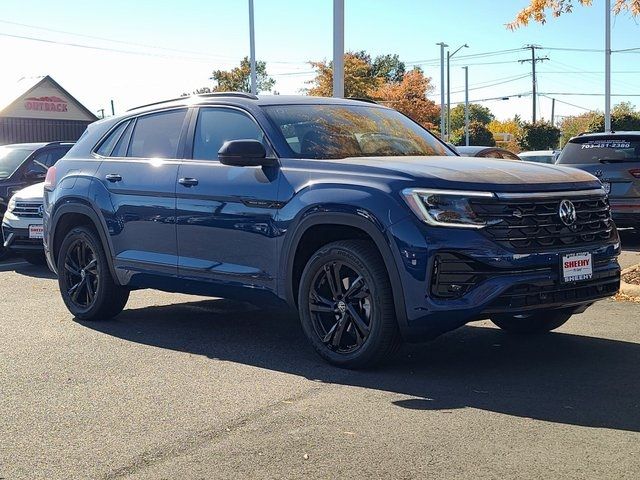 2025 Volkswagen Atlas Cross Sport 2.0T SEL R-Line Black