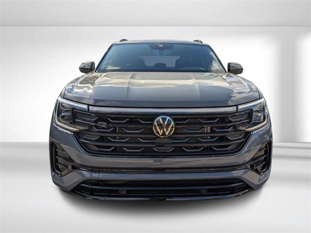 2025 Volkswagen Atlas Cross Sport 2.0T SEL R-Line Black